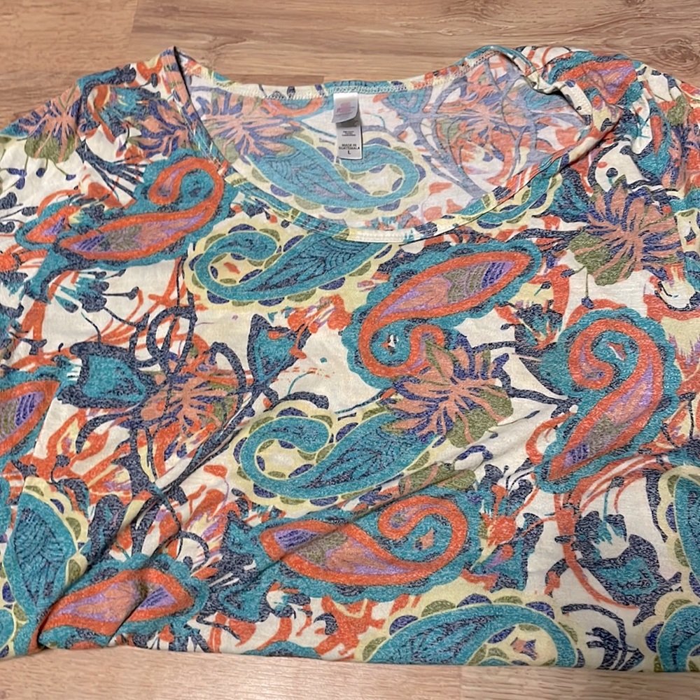 Paisley LuLaRoe Classic T Tee Large Orange, Blue, Cream, Purple, Yellow